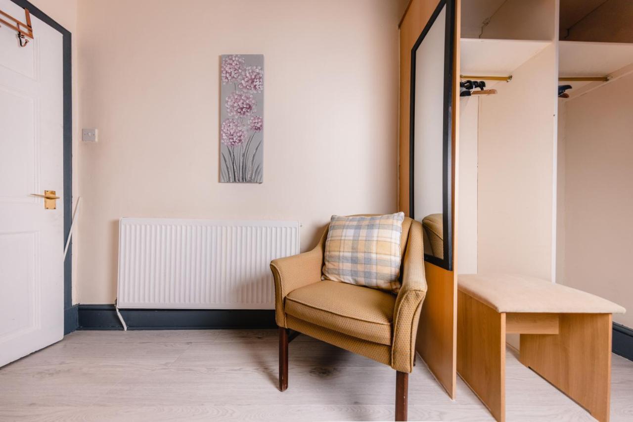 אדינבורו Warm&Welcoming City Centre Apartment By Meadows 3 מראה חיצוני תמונה