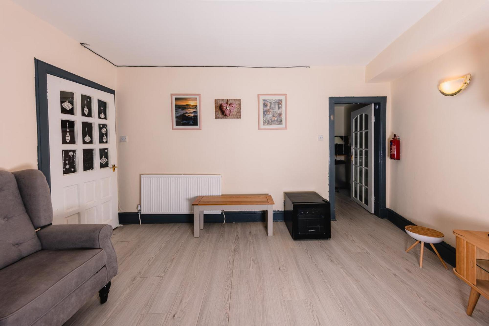 אדינבורו Warm&Welcoming City Centre Apartment By Meadows 3 מראה חיצוני תמונה