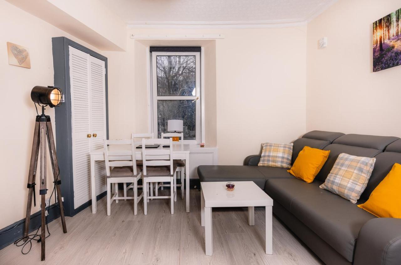 אדינבורו Warm&Welcoming City Centre Apartment By Meadows 3 מראה חיצוני תמונה