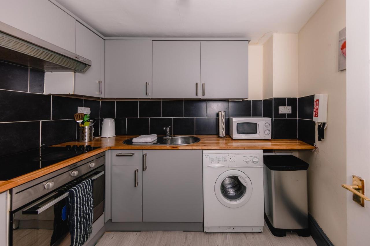 אדינבורו Warm&Welcoming City Centre Apartment By Meadows 3 מראה חיצוני תמונה