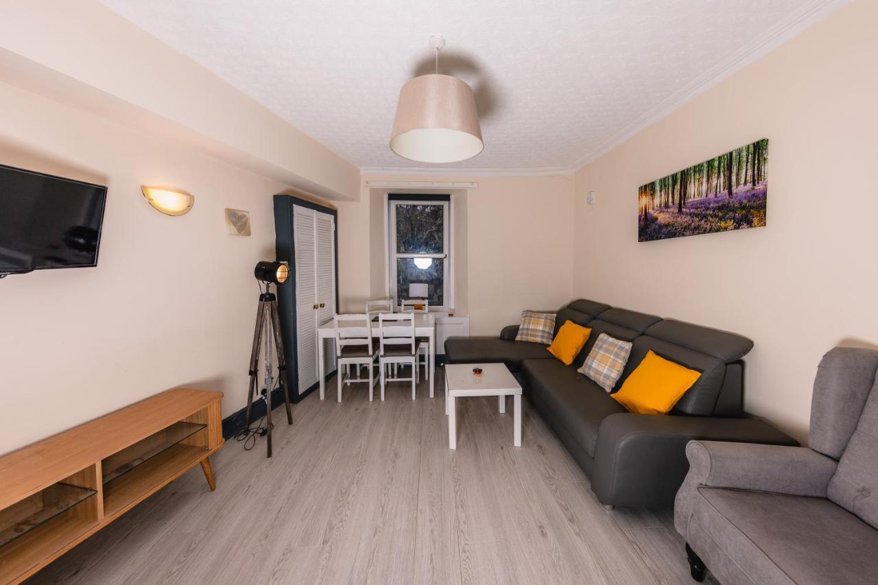 אדינבורו Warm&Welcoming City Centre Apartment By Meadows 3 מראה חיצוני תמונה